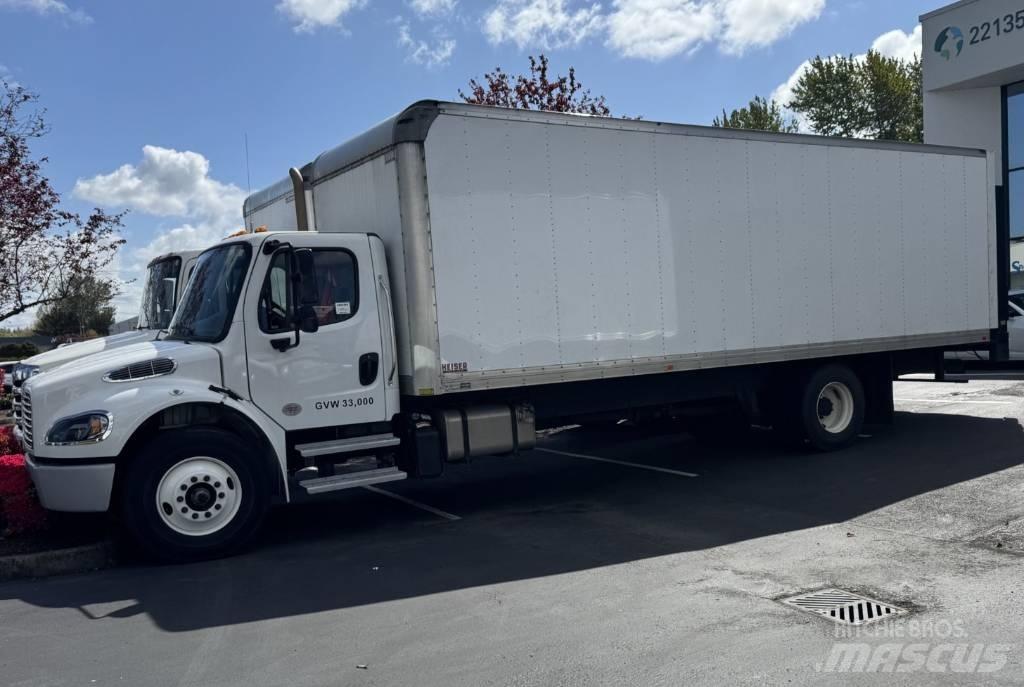 Freightliner M2 貨箱式卡車