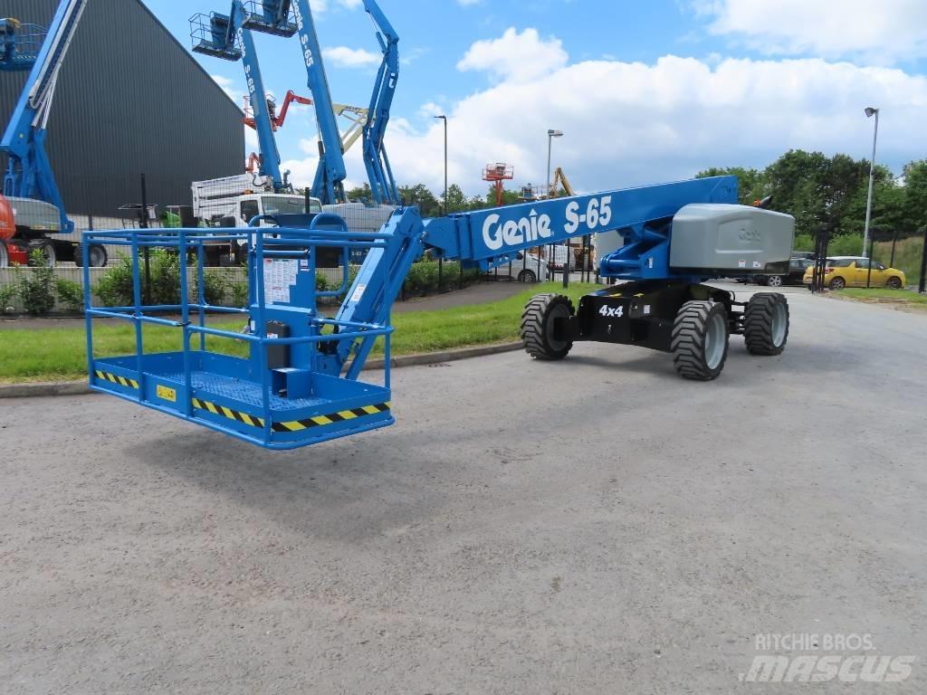 Genie S 65 伸縮臂高空作業車