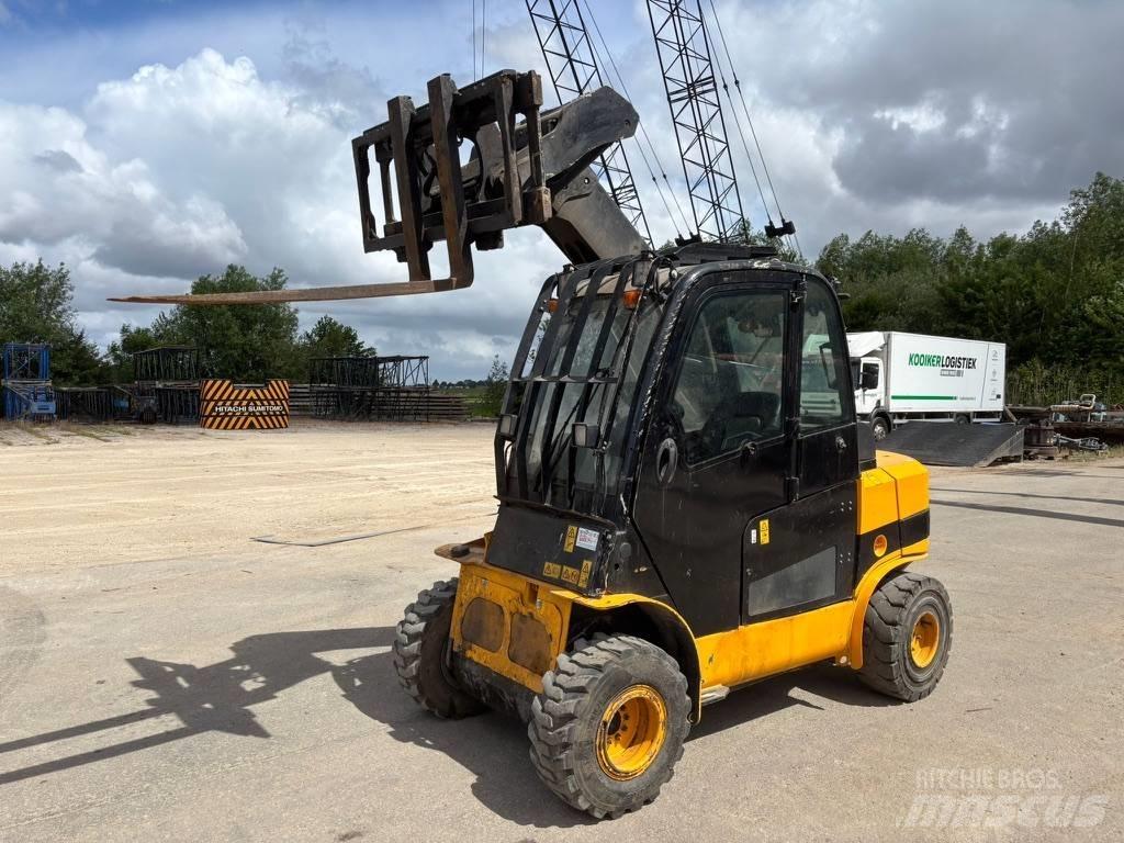 JCB TLT 35 柴油卡車