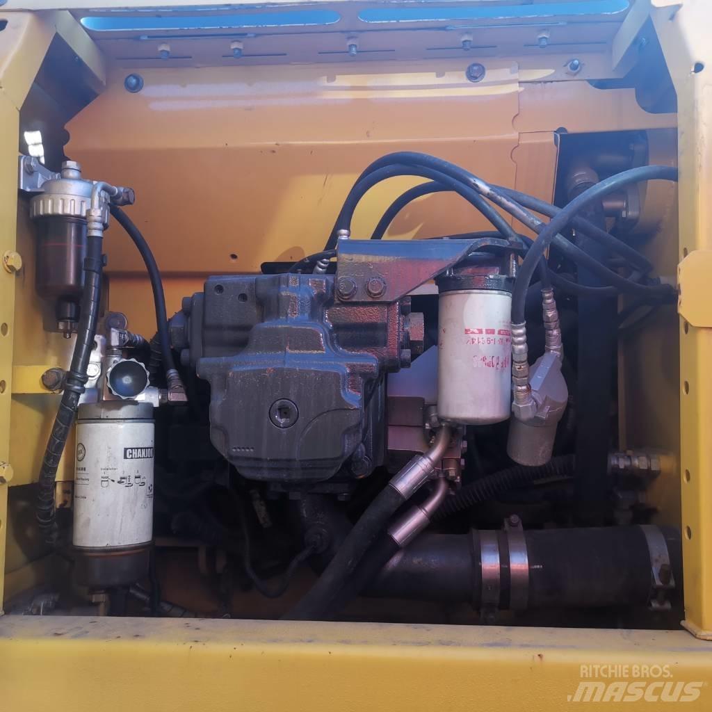 Komatsu PC 200-8 履帶式 挖土機/掘鑿機/挖掘機
