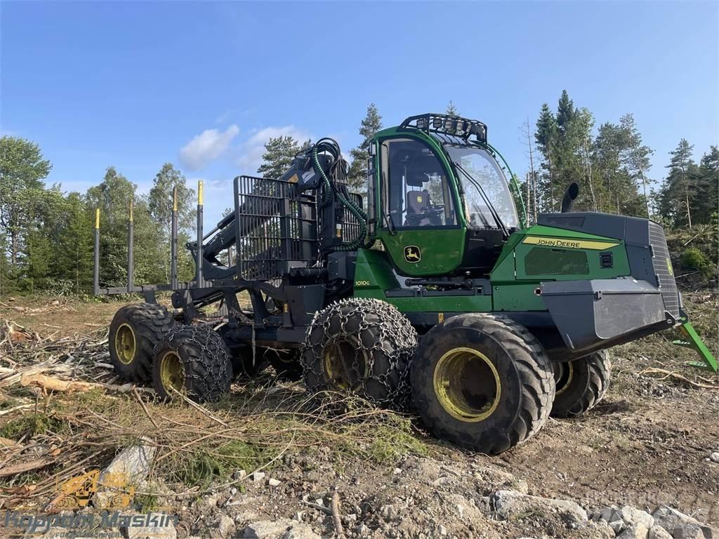 John Deere 1010G 集運機