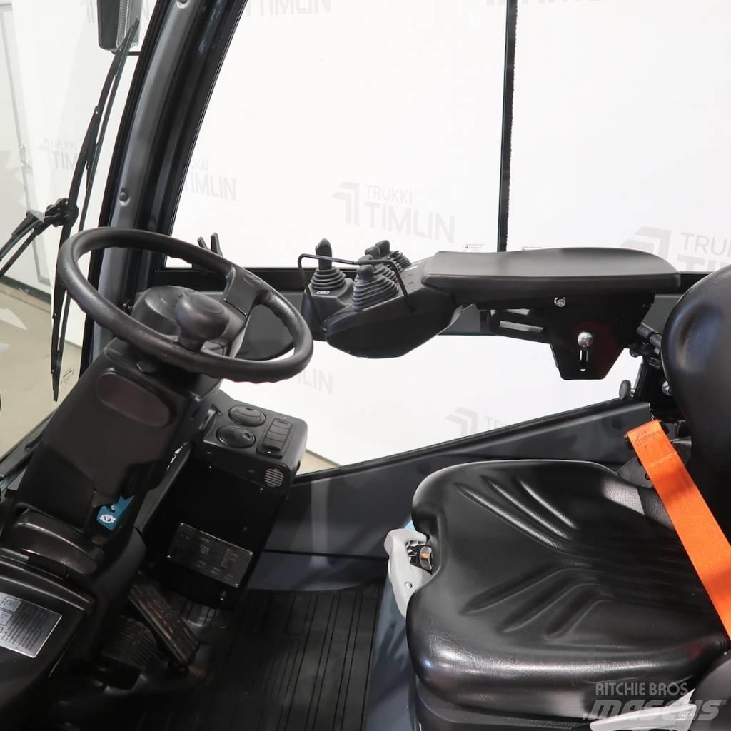 Toyota 02-8FGF25 液化石油氣LPG卡車