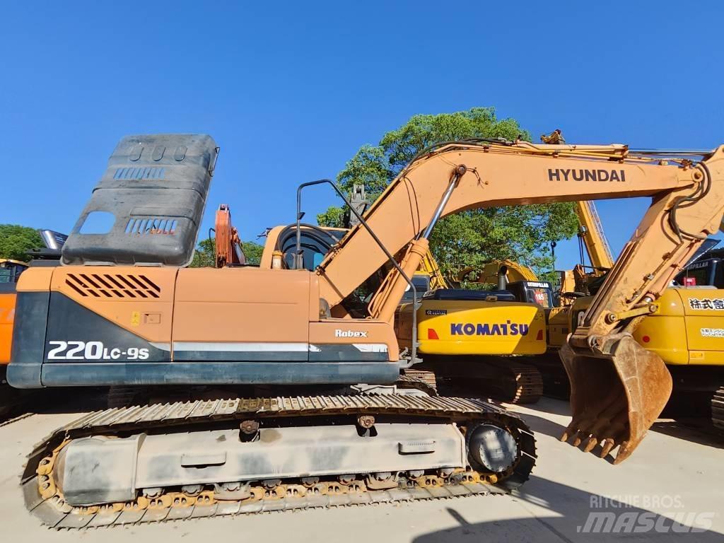 Hyundai Robex 220 LC 履帶式 挖土機/掘鑿機/挖掘機