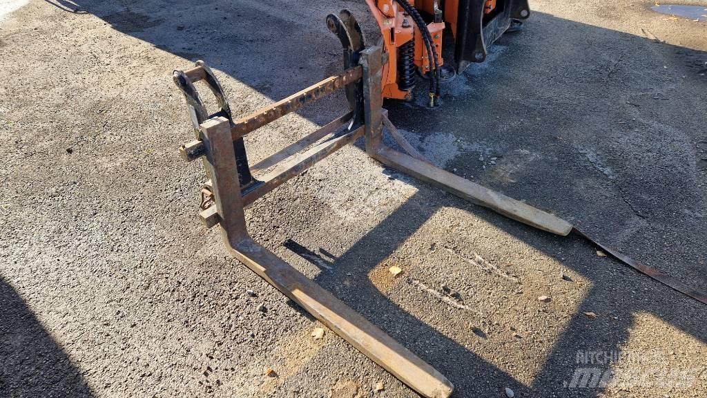 Terex TL 80 輪胎式裝載機