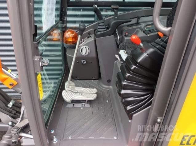 Volvo EC 18 E 小型挖土機/掘鑿機<7t(小型挖掘機)