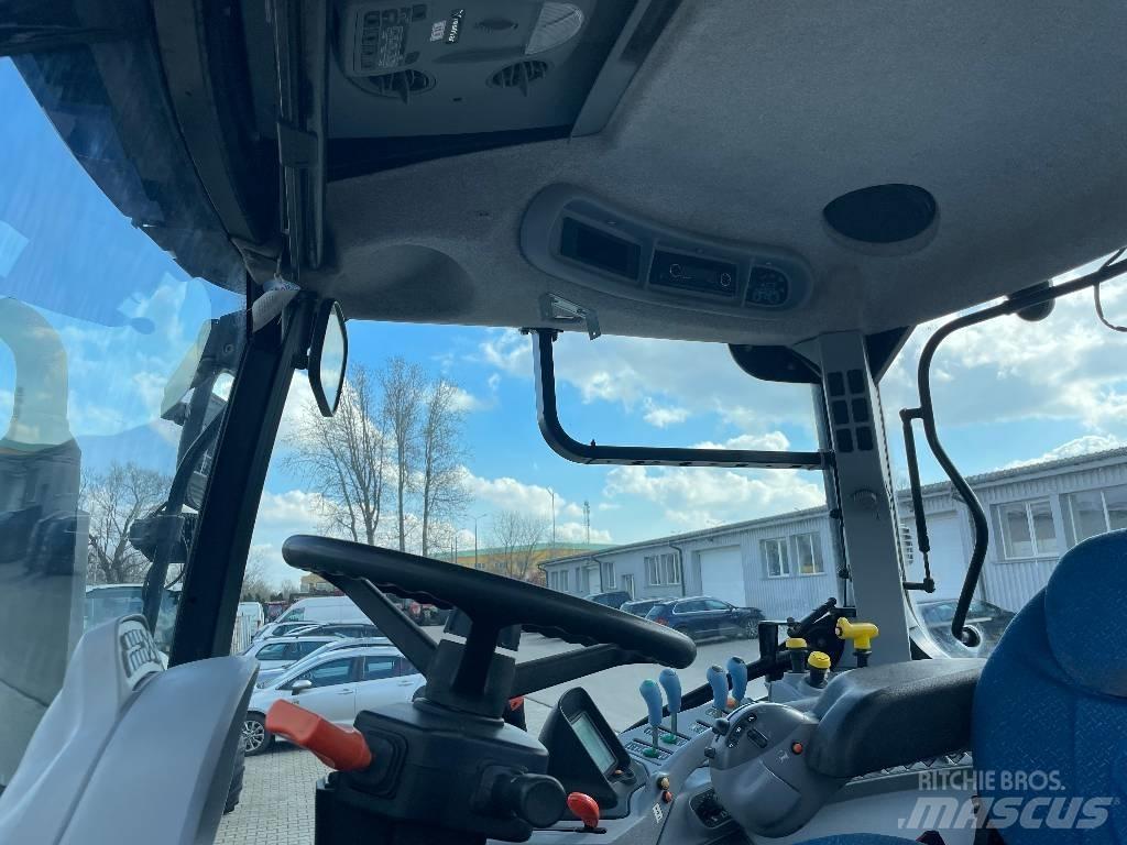 New Holland T 6040 曳引機