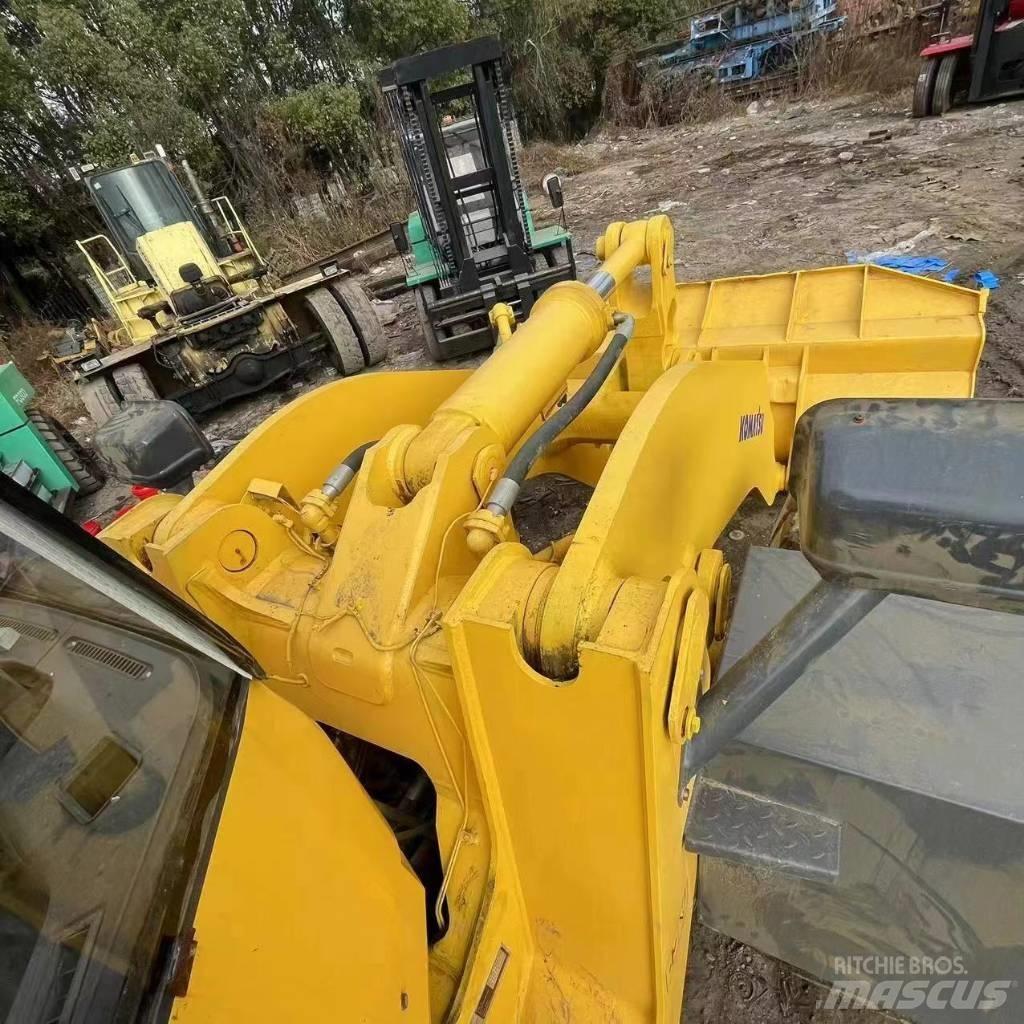 Komatsu WA 500 輪胎式裝載機