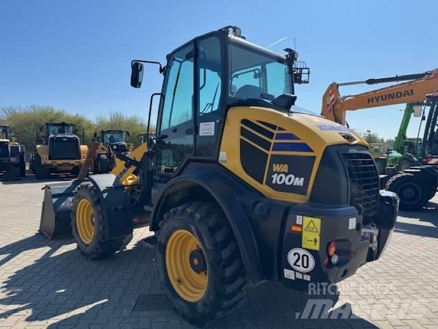 Komatsu WA 100 M 輪胎式裝載機
