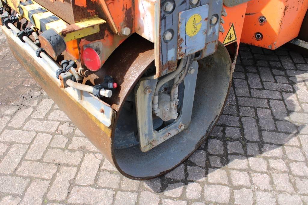 Hamm HD 12 雙輪滾壓機