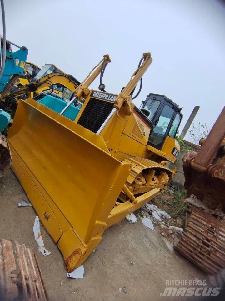 CAT D6G 履帶推土機