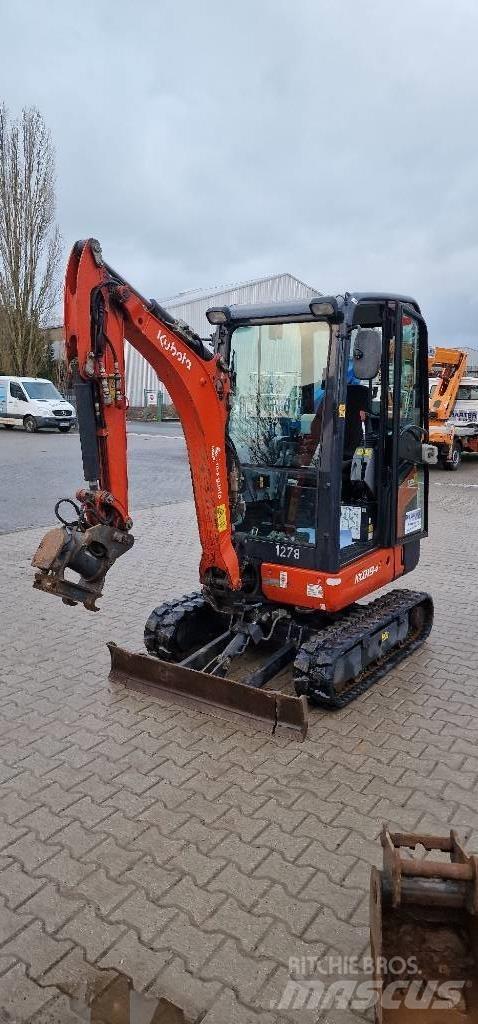 Kubota KX 019-4 小型挖土機/掘鑿機<7t(小型挖掘機)