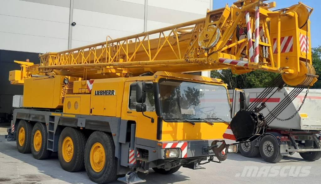 Liebherr 1070/1 全路面起重機/吊車