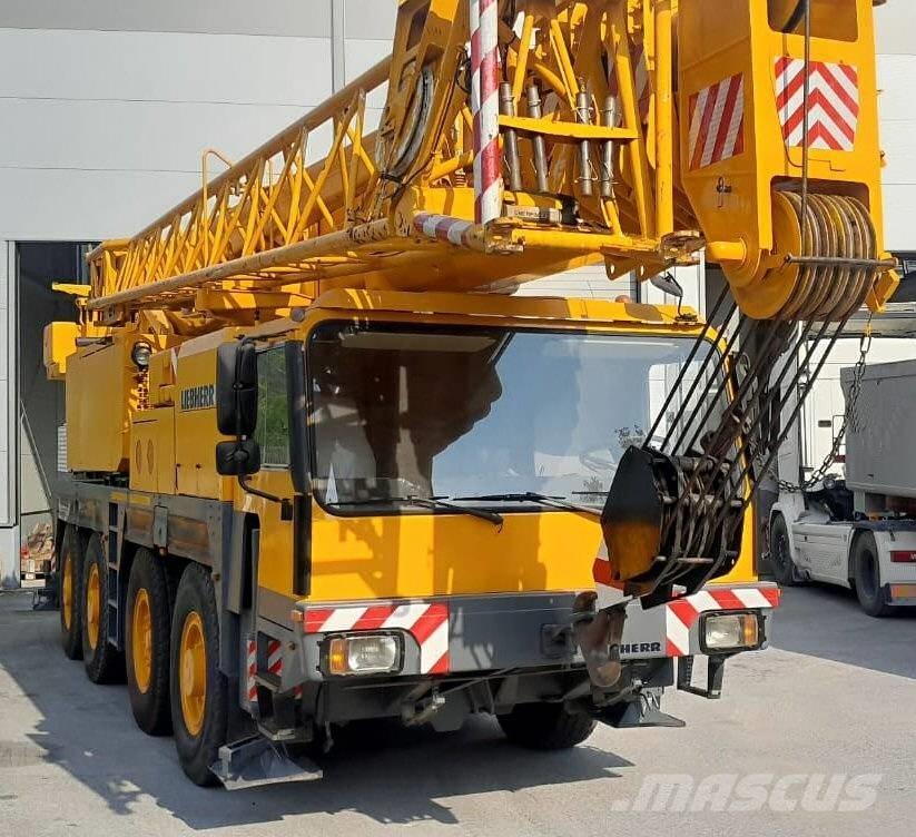 Liebherr 1070/1 全路面起重機/吊車