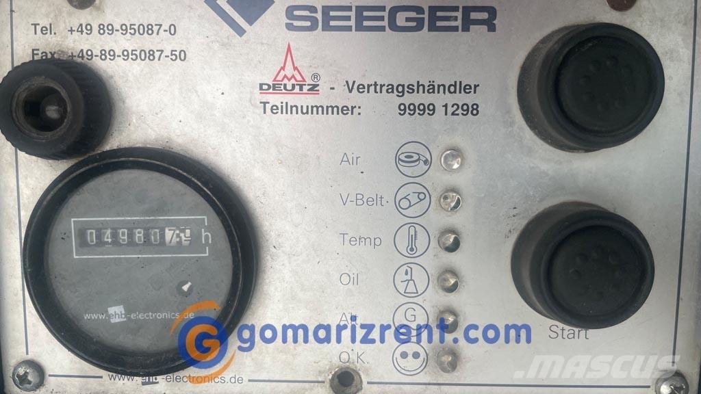 JLG Liftlux 260-25 剪式升降機