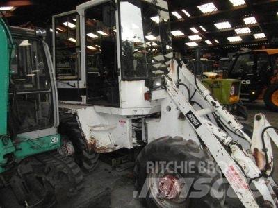 Schaeff SKL 832 輪胎式裝載機