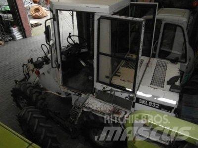 Schaeff SKL 832 輪胎式裝載機