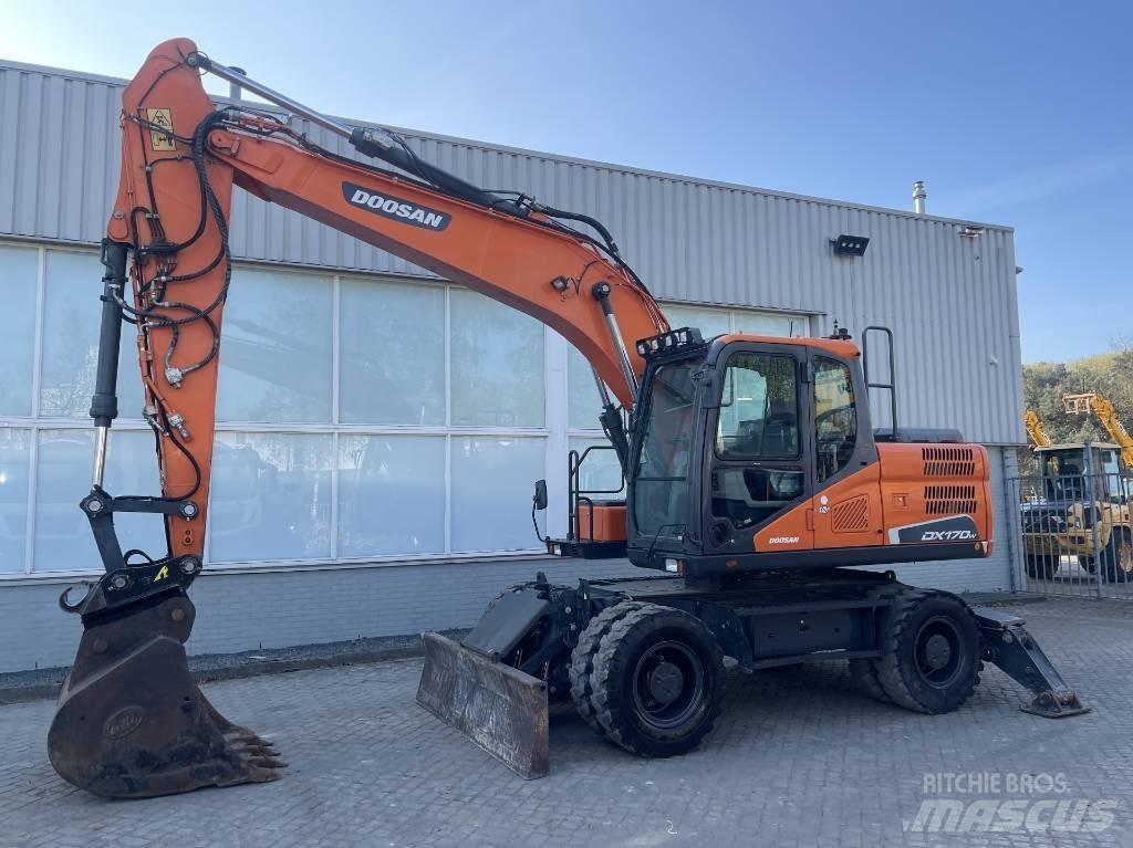 Doosan DX170W-5 旋轉式挖土機/掘鑿機/挖掘機