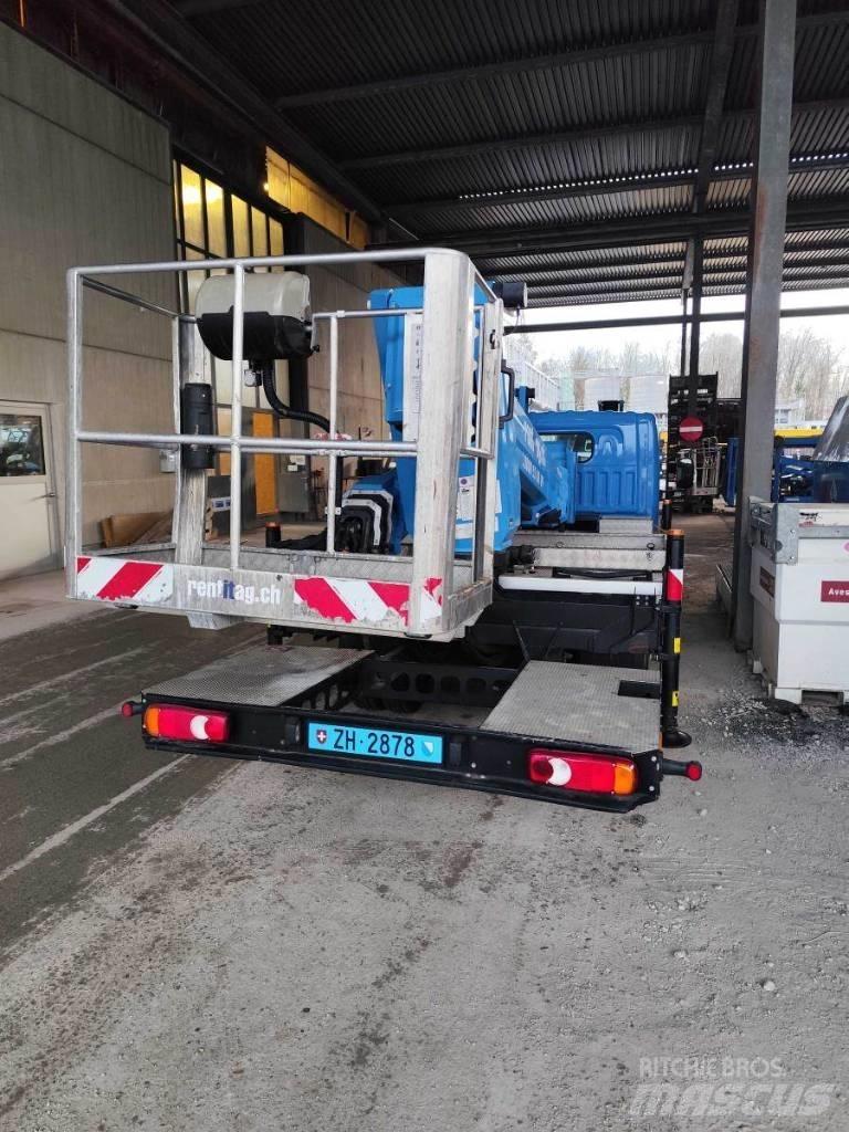 VERSALIFT VTX 240 卡車裝載高空作業車