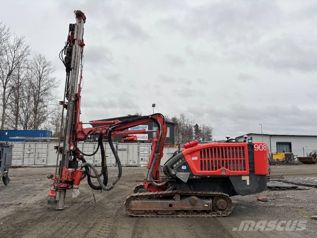 Sandvik Dino DC400Ri 鑽孔機