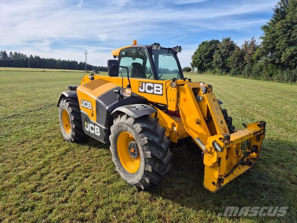 JCB 541-70 農業用伸縮臂裝載機