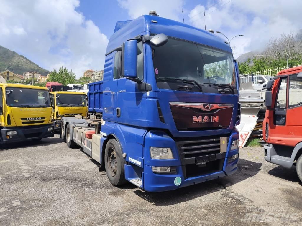 MAN TGX 26.420 貨櫃框架卡車