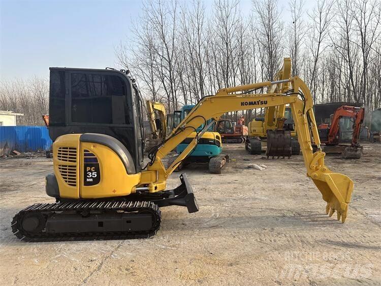 Komatsu PC35 小型挖土機/掘鑿機<7t(小型挖掘機)