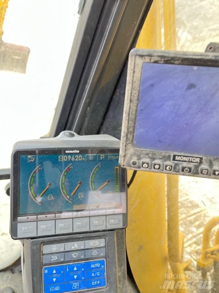 Komatsu PC 240 LC-7 履帶式 挖土機/掘鑿機/挖掘機