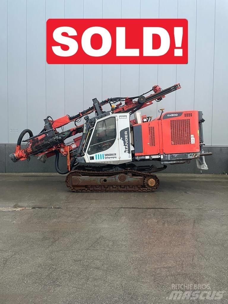 Sandvik DX800 鑽孔機