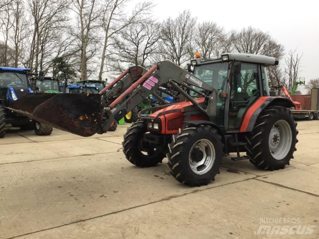 Massey Ferguson 4255 曳引機