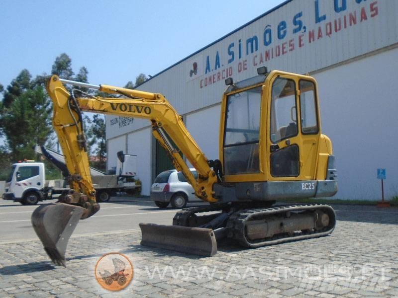 Volvo EC 25 小型挖土機/掘鑿機<7t(小型挖掘機)