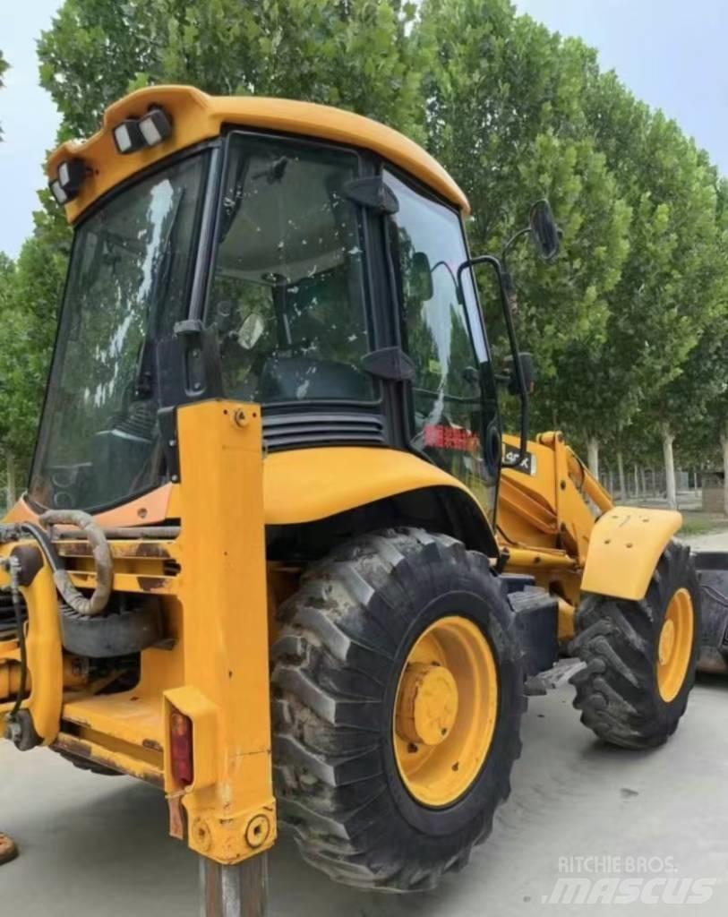 JCB 4 CX 反鏟裝載機