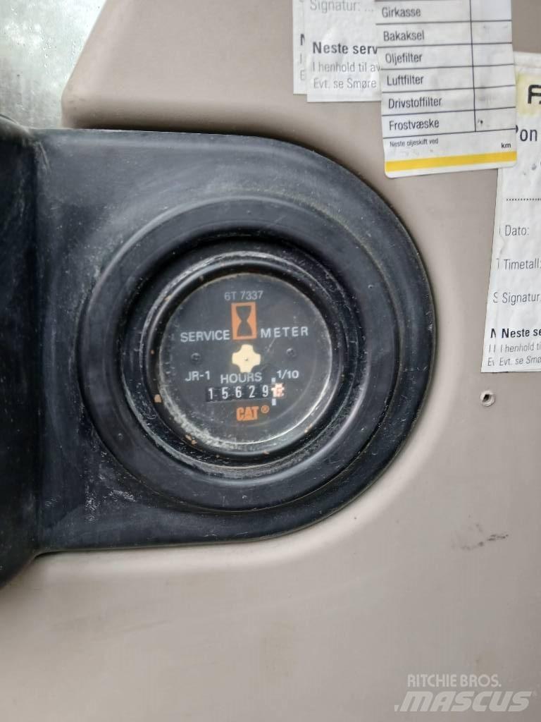 CAT 318 C L 履帶式 挖土機/掘鑿機/挖掘機