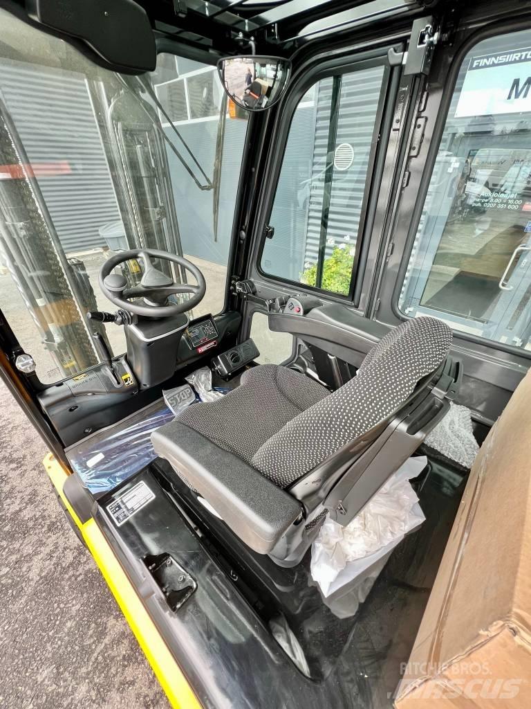 Hyundai 35B-9U 電動堆高機