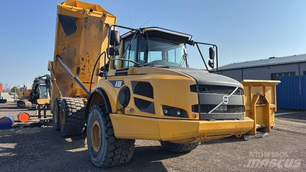 Volvo A 30 F 鉸接式起吊車