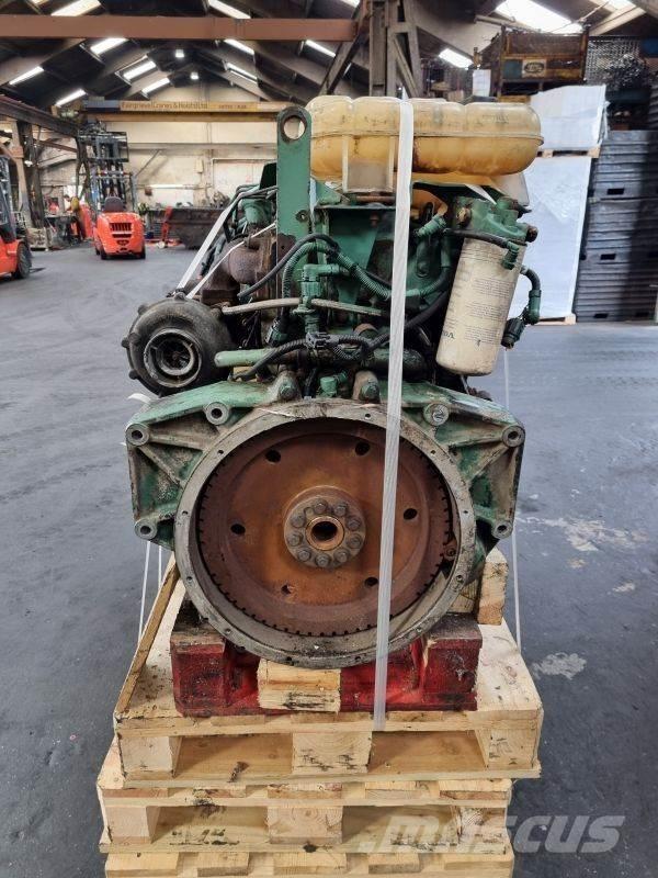 Volvo D6B 引擎/發動機