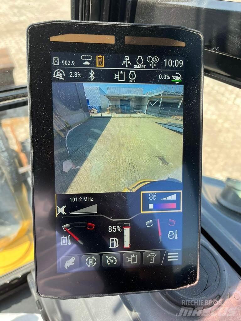 CAT 303.5 小型挖土機/掘鑿機<7t(小型挖掘機)