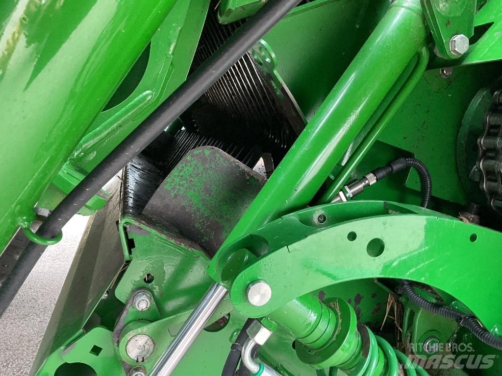 McHale Fusion 3 Plus 圓型牧草打包機