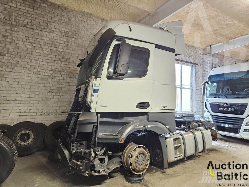 Mercedes-Benz 1845 曳引機組件