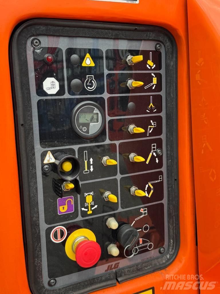JLG E 450 AJ 曲臂高空作業車