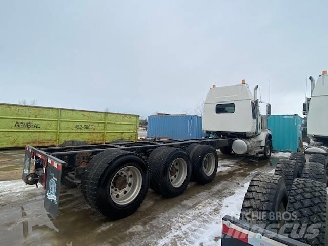 Western Star 4900SB 曳引機組件