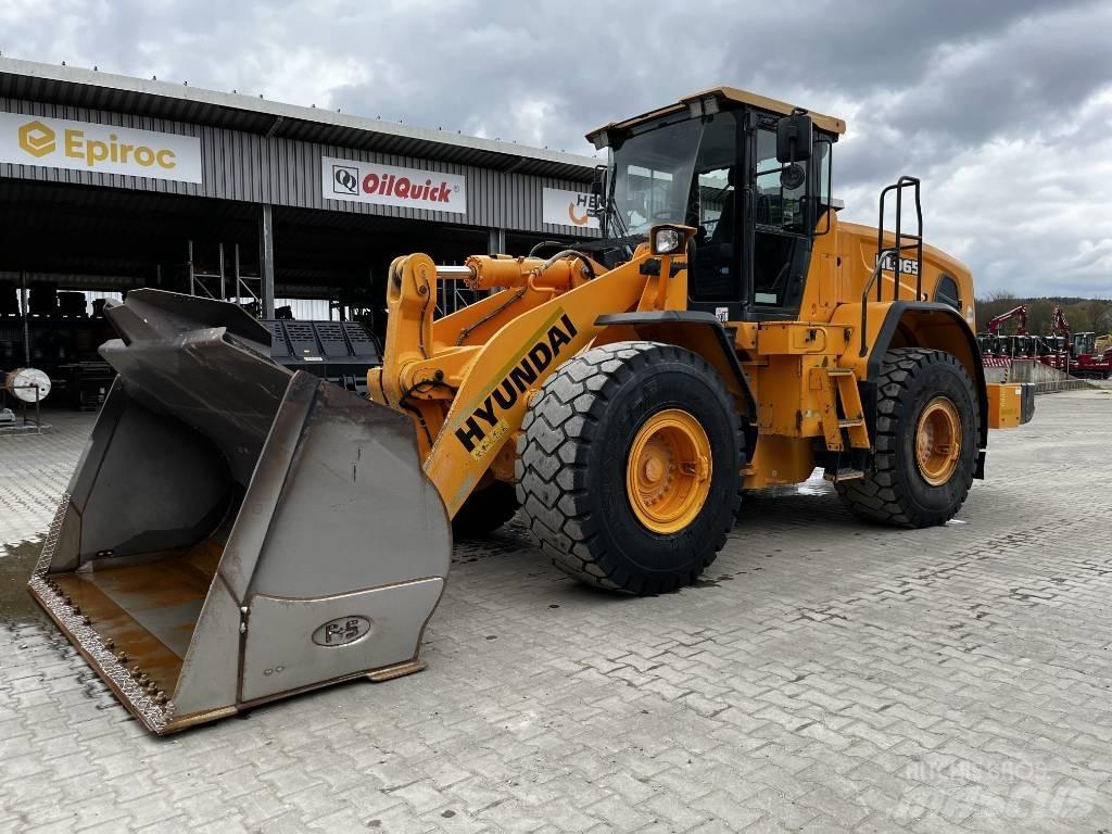 Hyundai HL 965 輪胎式裝載機