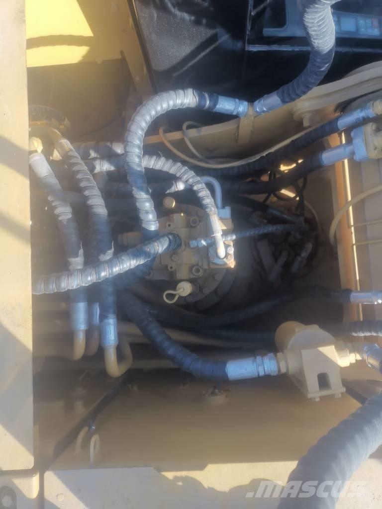 CAT 320 D 履帶式 挖土機/掘鑿機/挖掘機