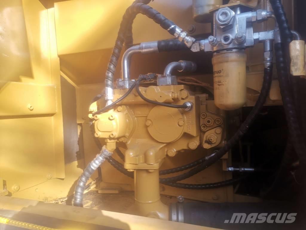 CAT 320 D 履帶式 挖土機/掘鑿機/挖掘機