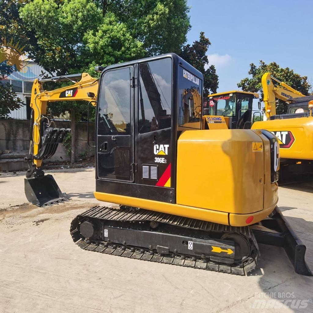 CAT 306 E2 小型挖土機/掘鑿機<7t(小型挖掘機)