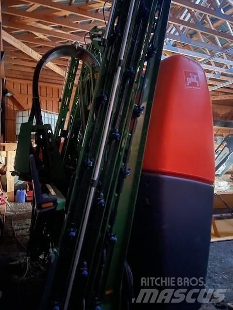 Amazone UF 2002 承載式噴霧機