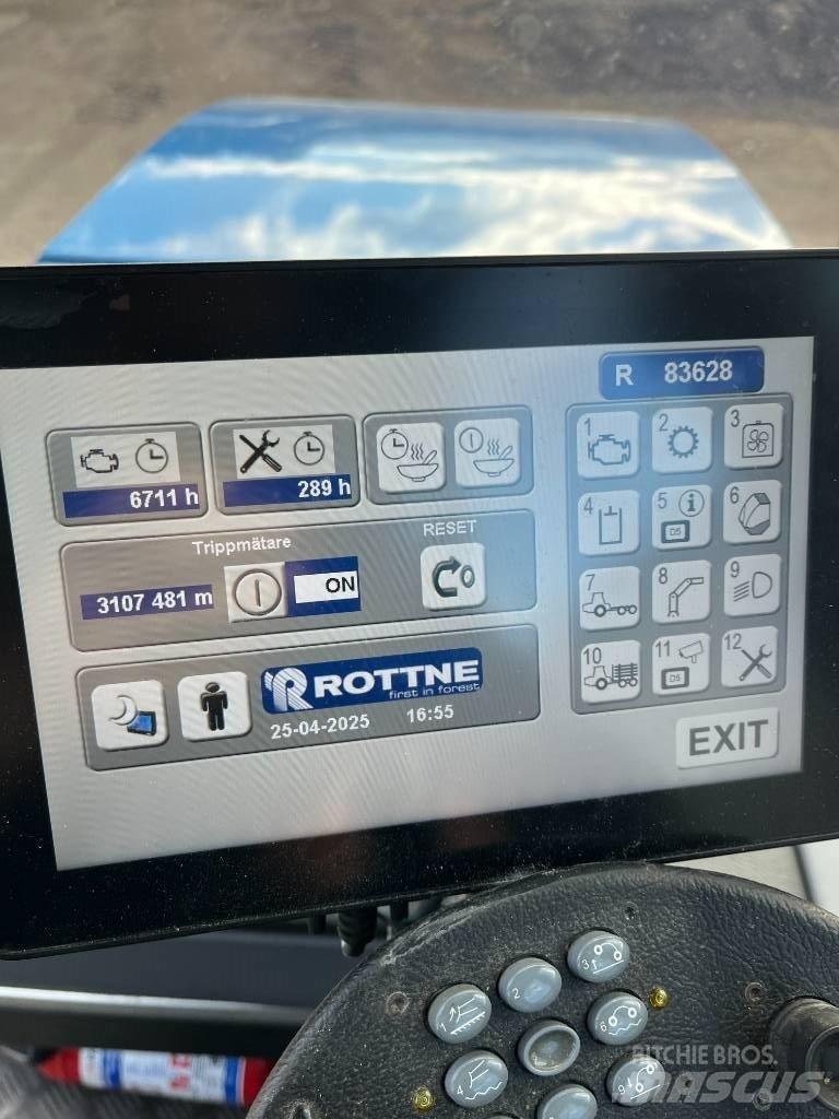 Rottne F15D 集運機