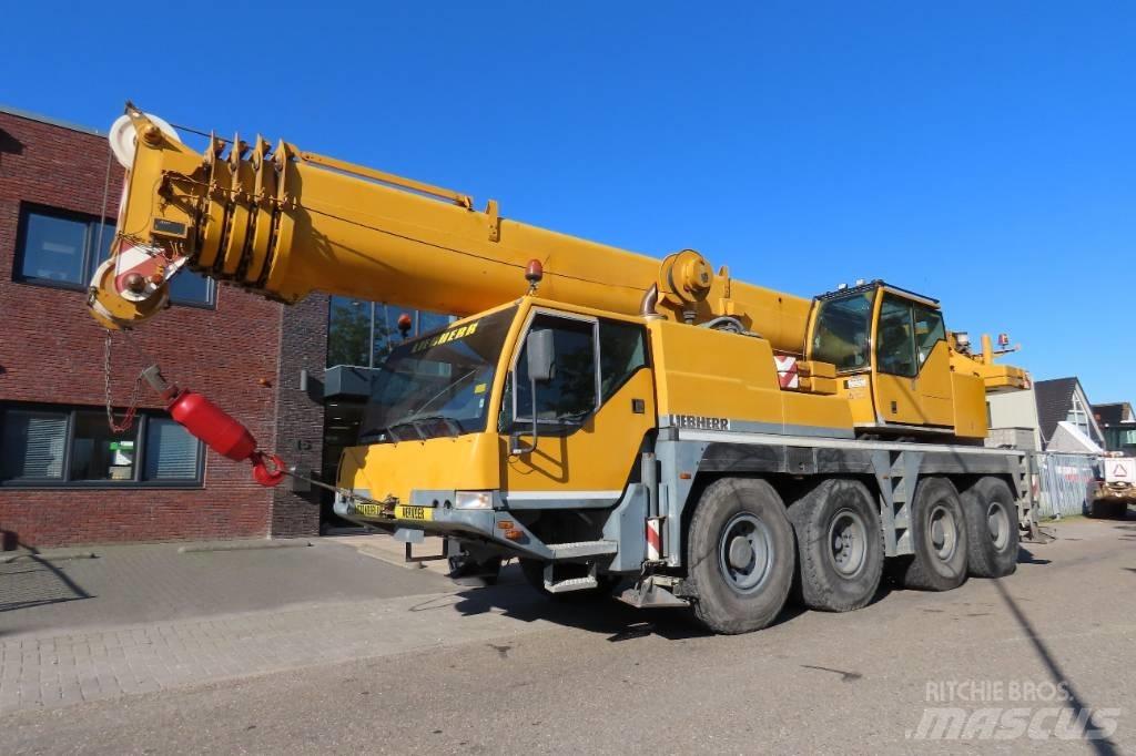 Liebherr LTM 1060-2 全路面起重機/吊車