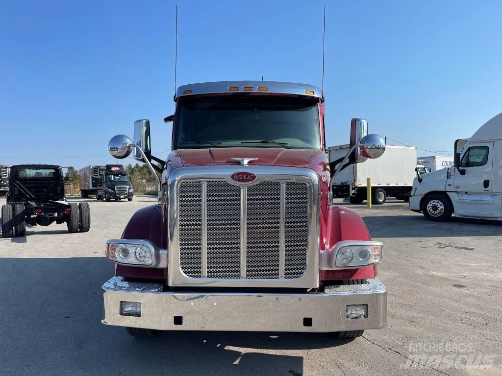 Peterbilt 567 曳引機組件