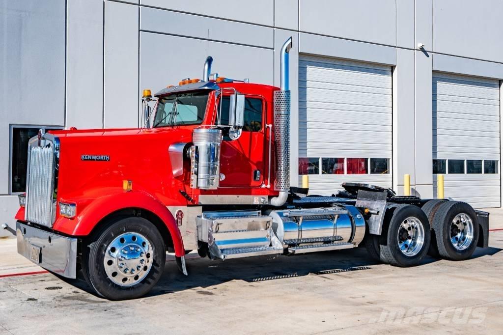 Kenworth W 900 曳引機組件