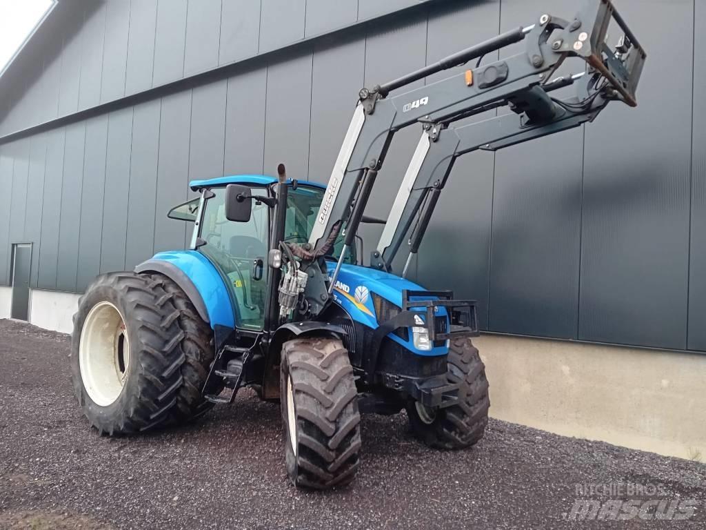 New Holland T 5.105 曳引機